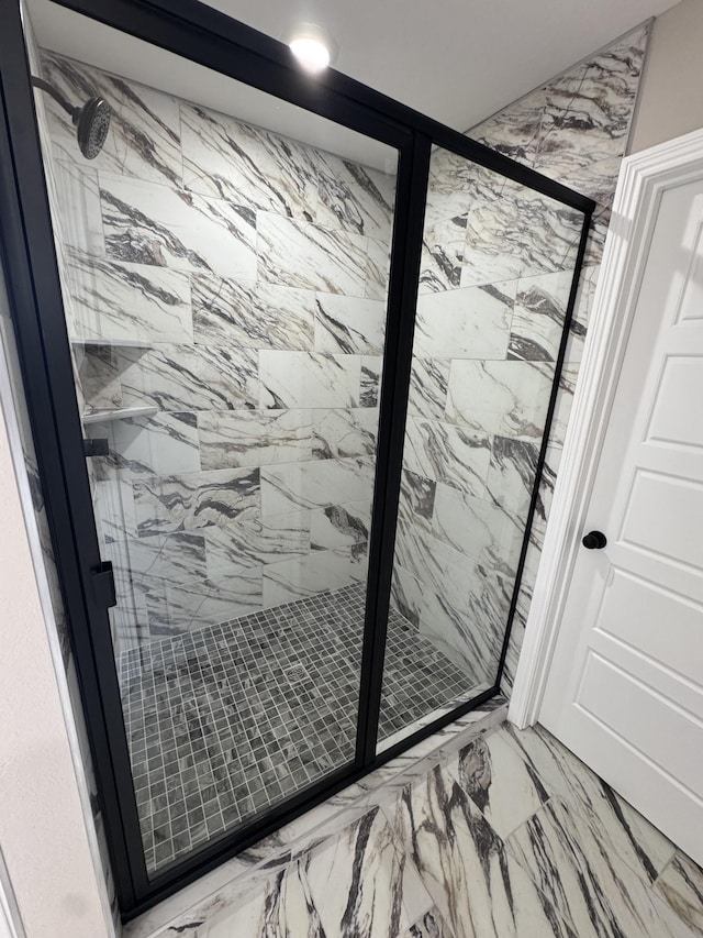 169 Anderson Pl, Clarksville, TN 37040 - interior space featuring a marble finish shower