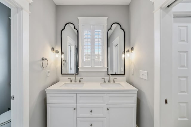 bathroom with vanity