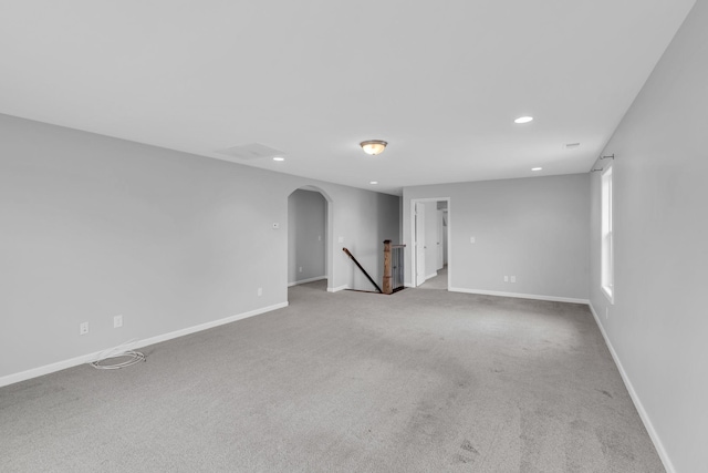 unfurnished room featuring carpet flooring