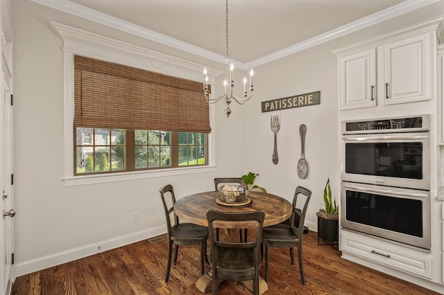 dining area with a notable chandelier, dark hardwood / wood-style flooring, and ornamental molding