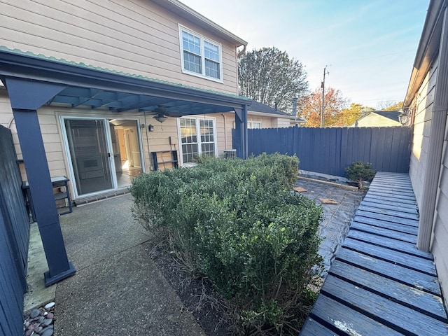 view of patio / terrace featuring ceiling fan