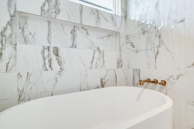 bathroom featuring a bathtub