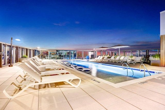 1616 W End Ave Unit 2011, Nashville, TN 37203 - view of community pool