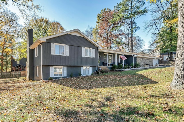 view of front of house with a front yard