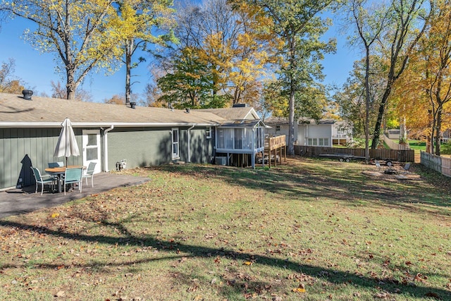 view of yard with a patio