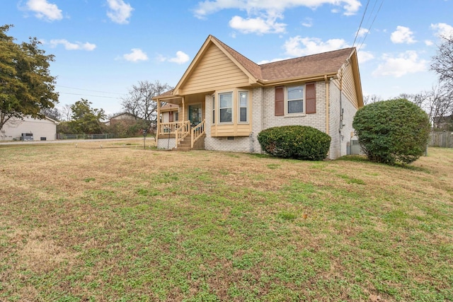 view of front of property with a front yard