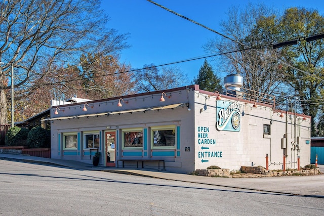 view of building exterior