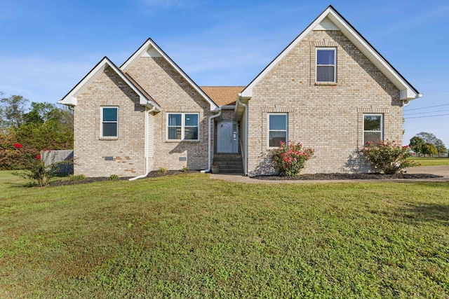 view of front of house with a front lawn