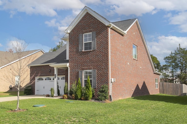 view of front facade featuring a front yard