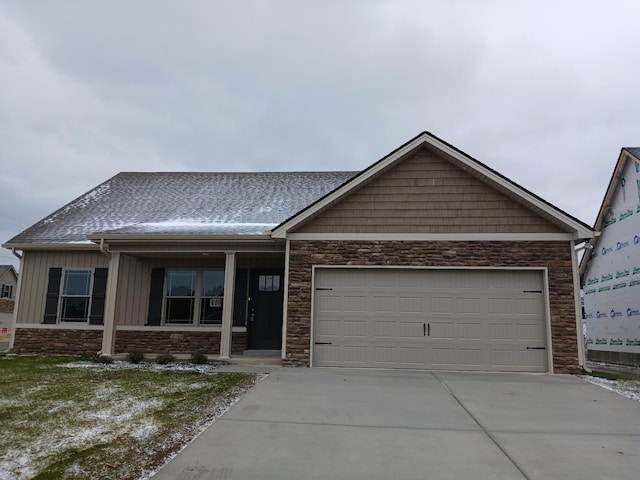 view of front of house featuring a garage