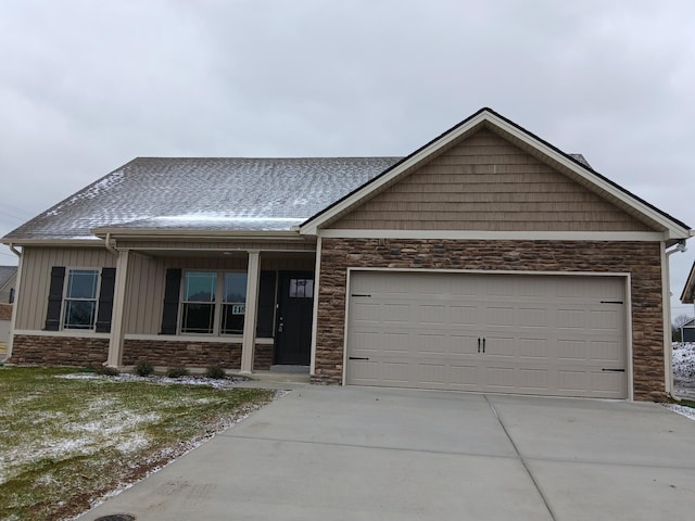 view of front facade with a garage