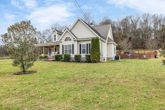 view of front of home with a front lawn and covered porch