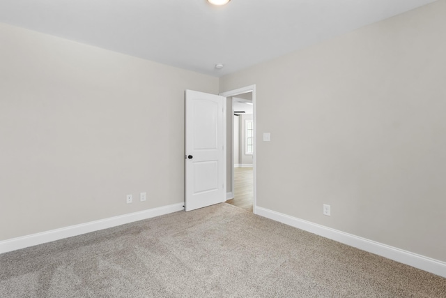 view of carpeted spare room