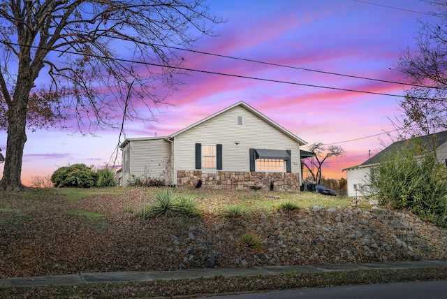 view of front of house