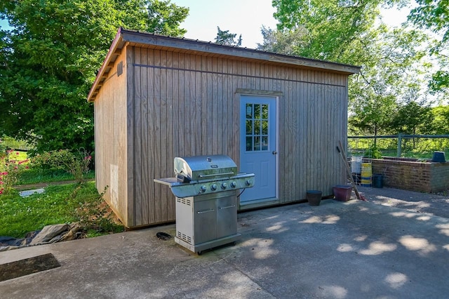 view of outbuilding