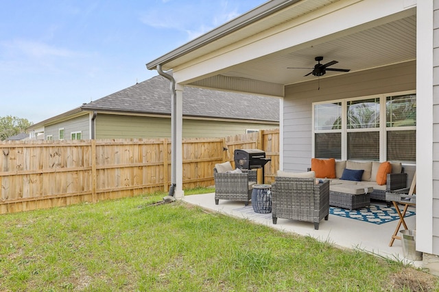 view of yard featuring an outdoor hangout area, a patio, and ceiling fan