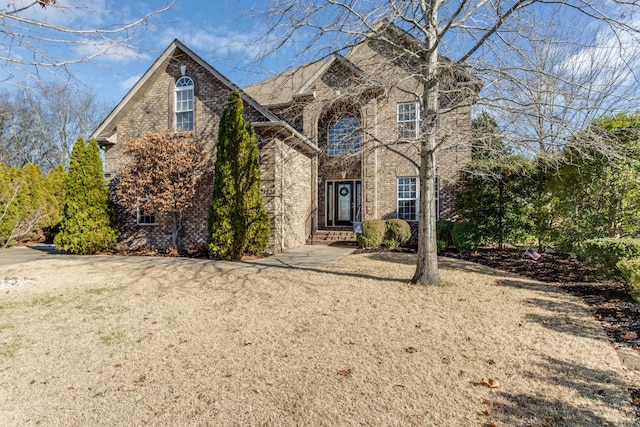 view of front property