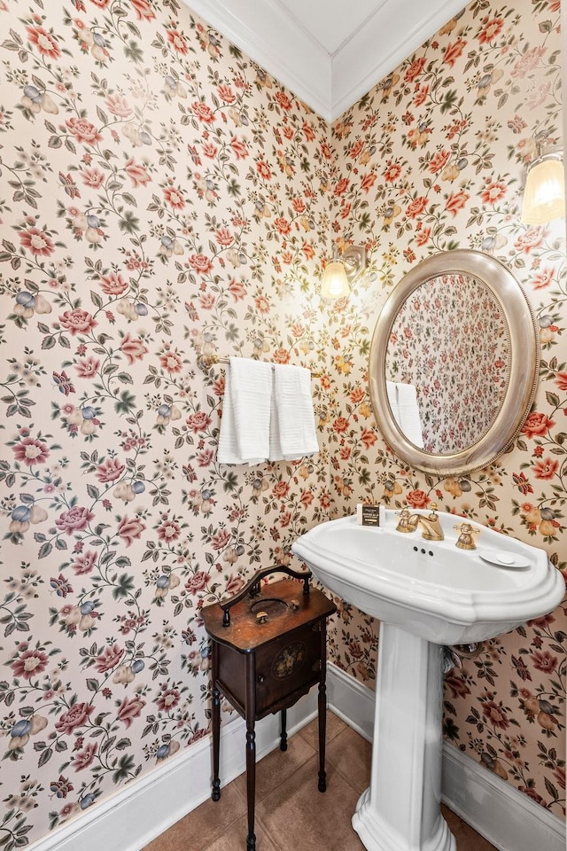 bathroom with crown molding