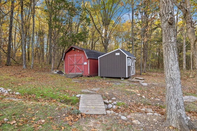 view of outbuilding