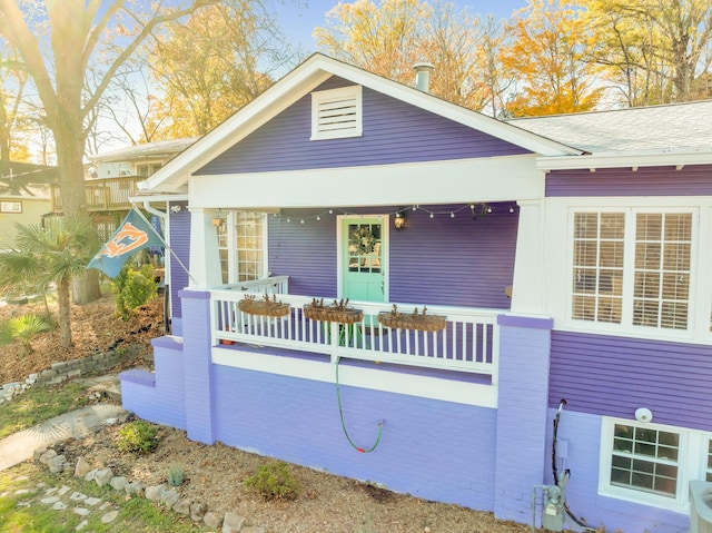 view of front of house with covered porch