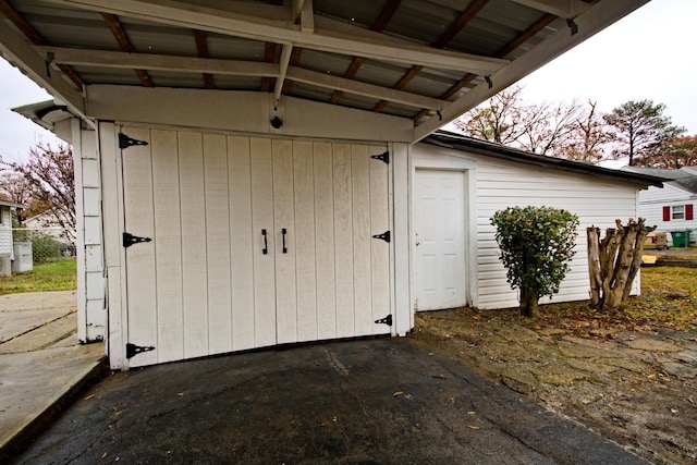 view of outbuilding