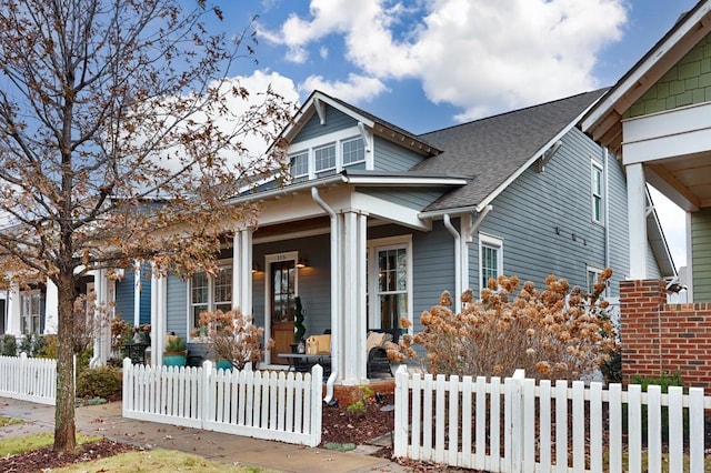 view of front facade with covered porch