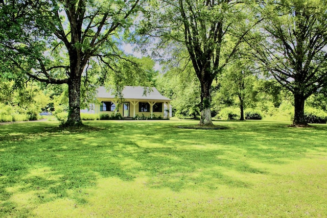 825 Golf Dr, Saulsbury, TN 38067 - photo 1