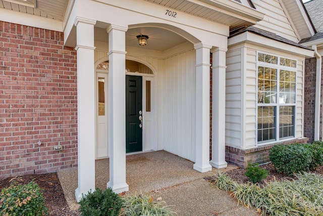 view of entrance to property