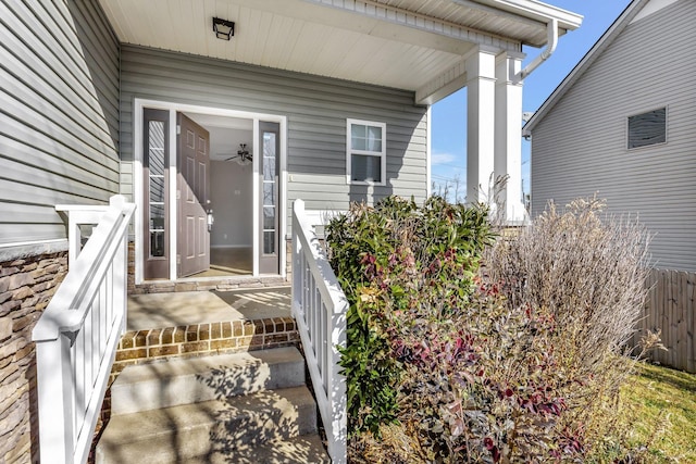 entrance to property featuring a porch