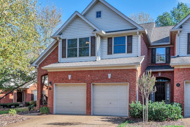 view of front facade featuring a garage