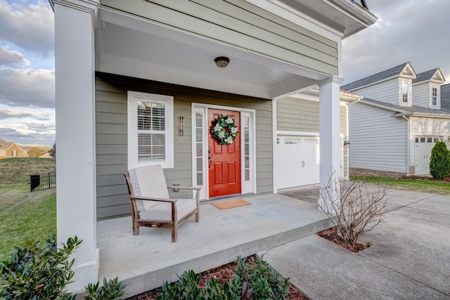 property entrance featuring a porch