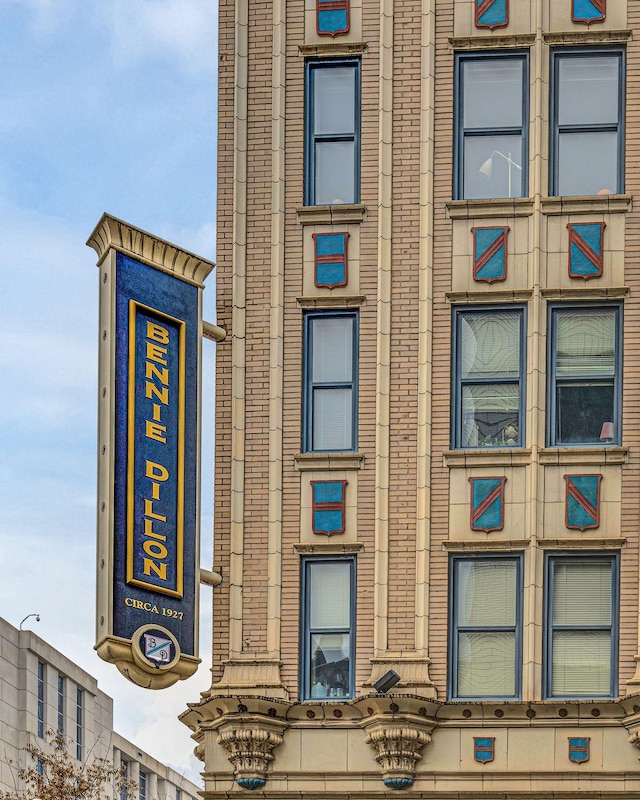 view of building exterior