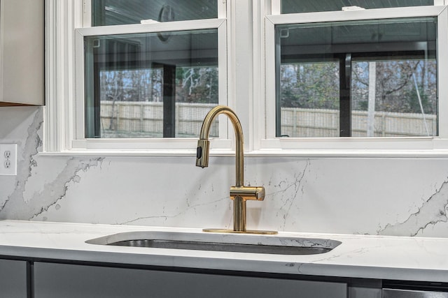 129 Dylark Dr, Waverly, TN 37185 - detailed view of light stone counters