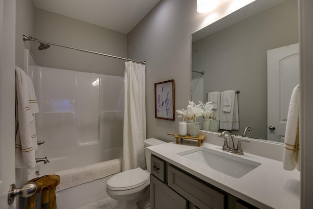 full bathroom featuring vanity, toilet, and shower / tub combo with curtain