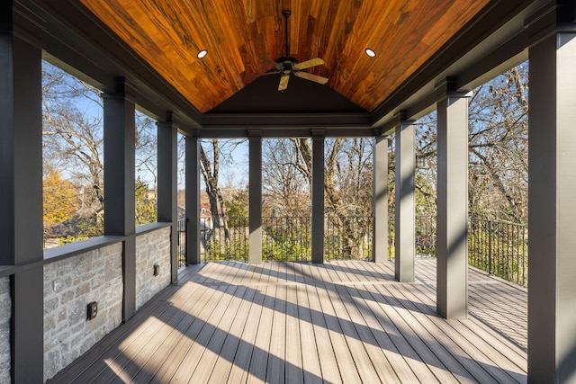 deck with ceiling fan