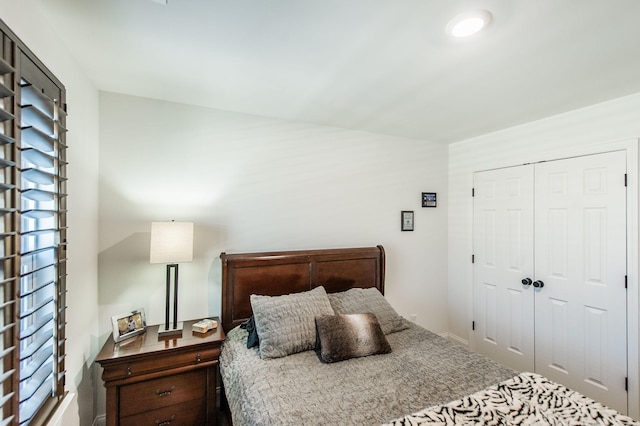 bedroom with a closet