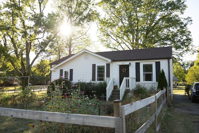 view of front of property