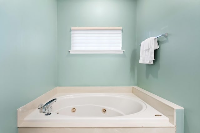 bathroom with a bathtub