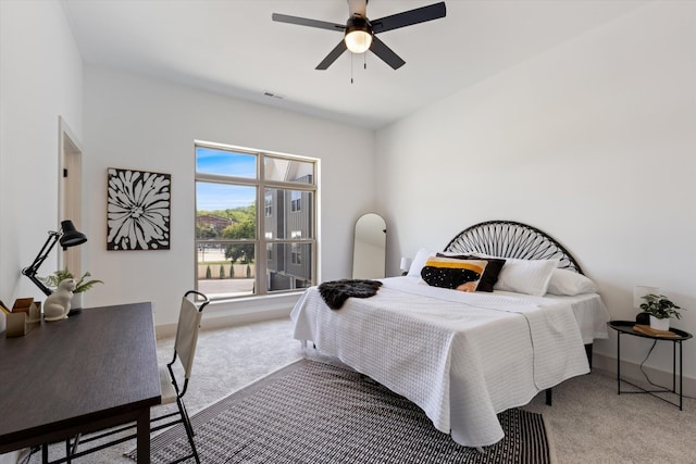 bedroom with carpet flooring and ceiling fan