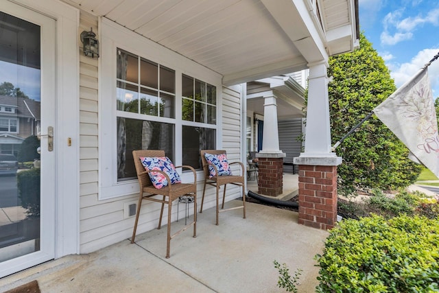 view of patio / terrace with covered porch