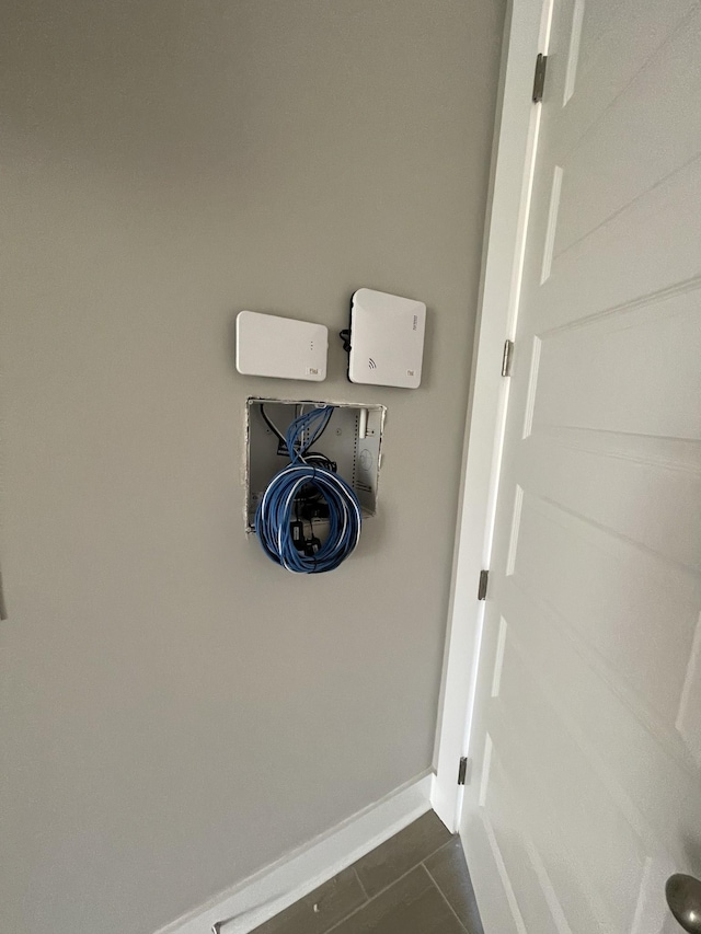1510 Frye Rd, Columbia, TN 38401 - detailed view of baseboards
