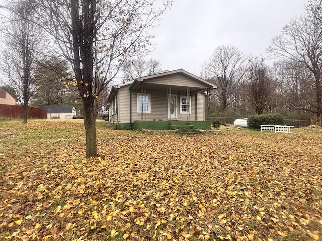 view of front facade with covered porch