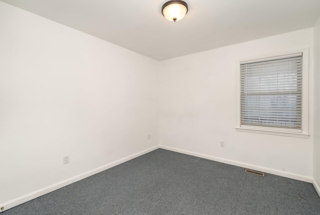 empty room with carpet