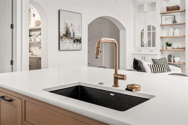 details with tasteful backsplash and sink