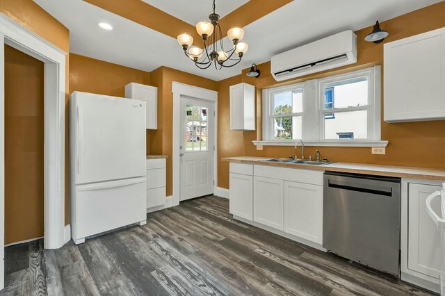 523 Ohio Ave, Etowah, TN 37331 - photo 16