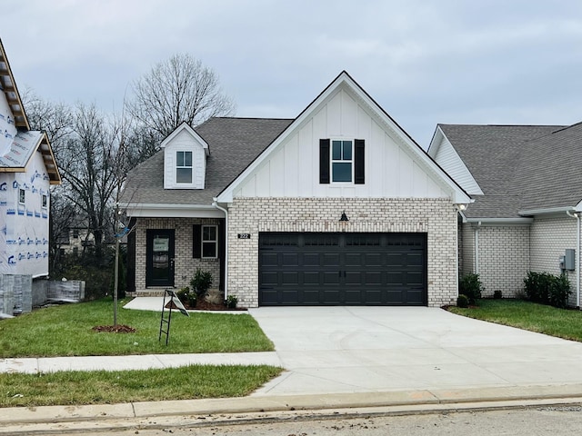 view of front of home with a front yard