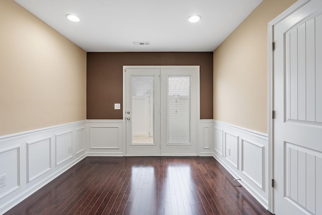 foyer featuring dark hardwood / wood-style flooring