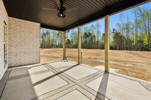 1049 Gholson Rd, Clarksville, TN 37043 - view of patio featuring a ceiling fan