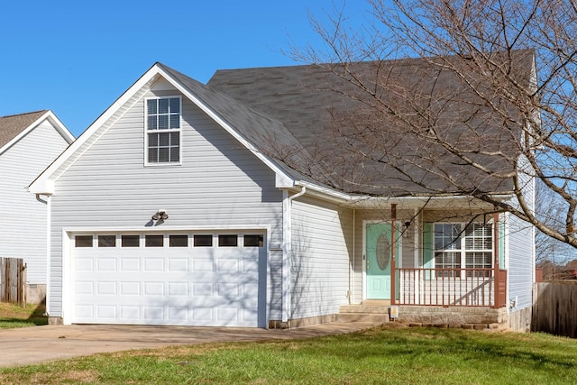 view of front facade with a porch and a front lawn