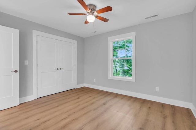 4217 Oakland Ave Lot 194, Chattanooga, TN 37410 - unfurnished bedroom featuring a ceiling fan, visible vents, baseboards, a closet, and light wood-style floors